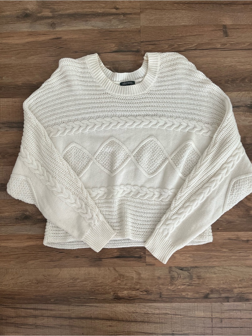 Wild Fable White/Cream Cable Knit Women's Sweater - Classic Crewneck